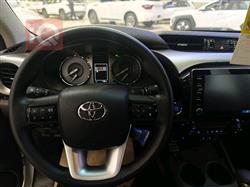 تويوتا هايلوكس